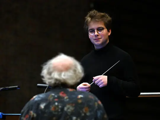 Maestro Jerzy Maksymiuk oraz uczestnik kursu