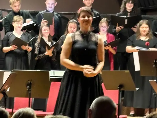 Koncert kolędowo-karnawałowy, wyk. Ch&oacute;r Kamerlany AMKL pod kierownictwem artystycznym prof. dr hab. Jolanty Szybalskiej-Matczak we wsp&oacute;łpracy z mgrem Kacprem Kubiakiem, Orkiestra Smyczkowa Wydziału Edukacji Muzycznej, Ch&oacute;ralistyki i Muzyki Kościelnej pod k