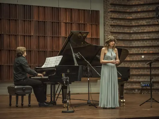 Wiktoria Oskroba &ndash; śpiew, Grzegorz Prokopczuk &ndash; fortepian