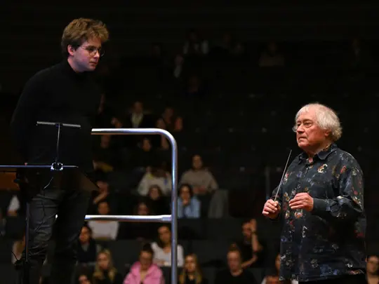 Maestro Jerzy Maksymiuk oraz uczestnik kursu