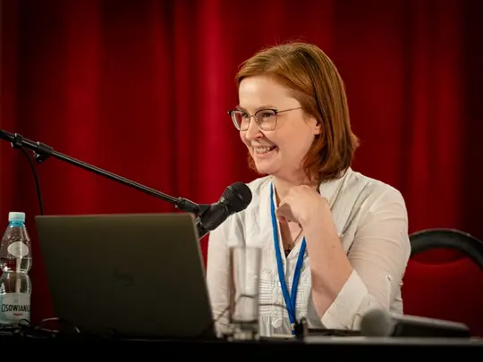 PhD Katarzyna Bartos