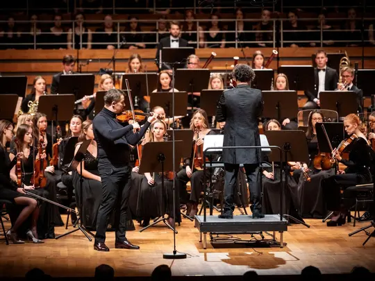 Koncert skrzypcowy A-dur op. 8 M. Karłowicza. Jacek Ropski, Maestro Bassem Akiki, Akademicka Orkiestra Symfoniczna