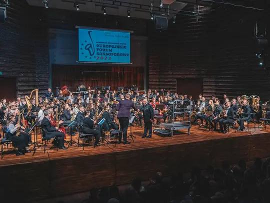 Maestro Lev Arstein during the Gala Concert of the Saxophone Orchestra Participants