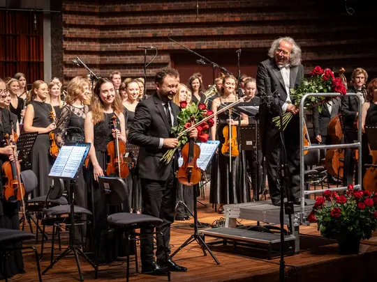 Radosław Pujanek, koncertmistrz Akademickiej Orkiestry Symfonicznej, Maestro Marek Pijarowski, Akademicka Orkiestra Symfoniczna