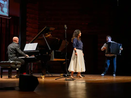 Prof. dr hab. Agata Zubel-Moc, dr hab. Michał Moc oraz dr Marcin Grabosz