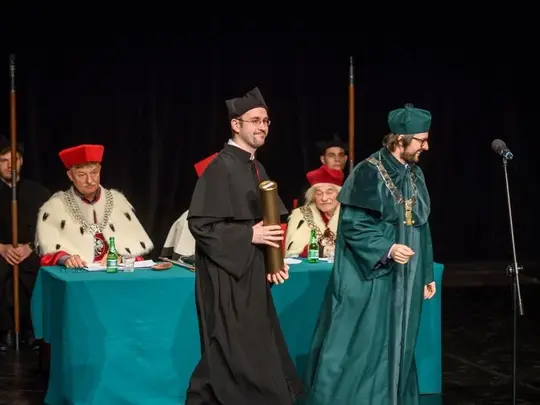 Uroczysta promocja, dr Maurycy W&oacute;jciński