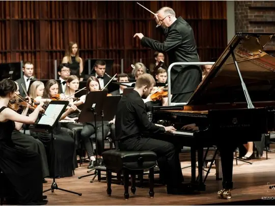 Koncert Dyplomantów z Akademicką Orkiestrą Symfoniczną 16.05.2015