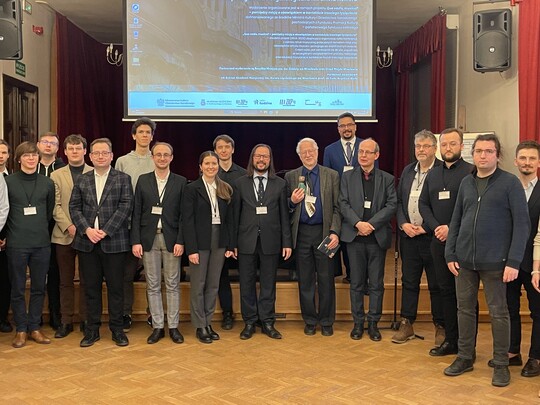 Prelegenci i publiczność konferencji