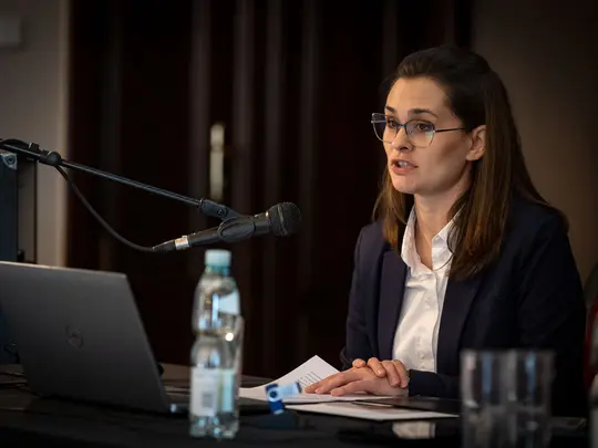 dr Ewa Hauptman-Fischer