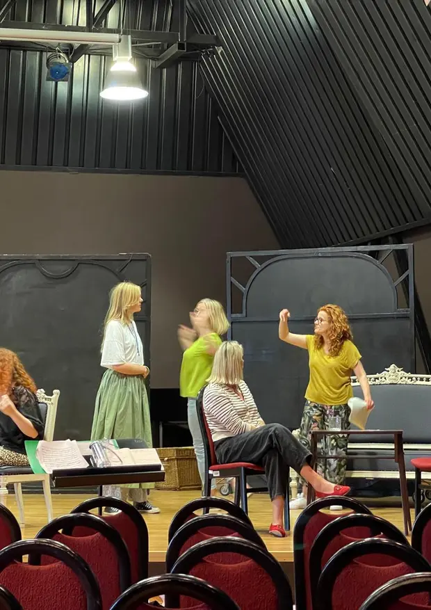 Akademia Letnich Ton&oacute;w