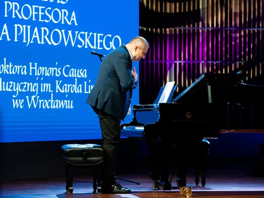 Prof. dr hab. Jakub Stankiewicz - fortepian