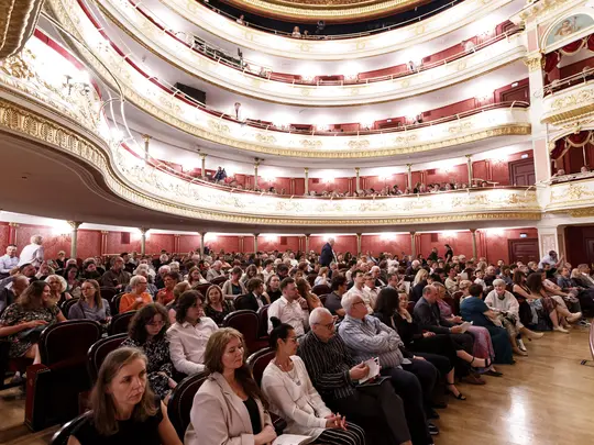 The audience gathered for the performance of The Marriage of Figaro on the occasion of the Closing Ceremony of the 75th Anniversary of the Karol Lipiński Academy of Music in Wrocław