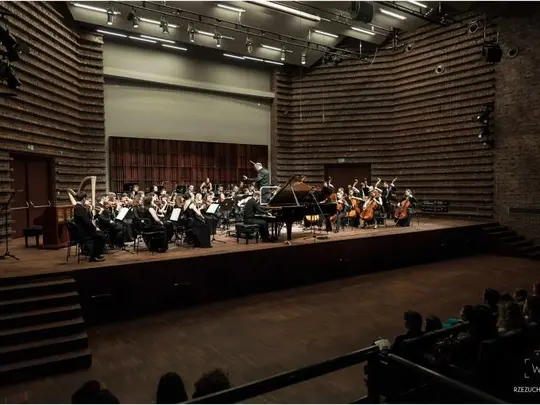 Koncert Dyplomant&oacute;w z Akademicką Orkiestrą Symfoniczną 16.05.2015