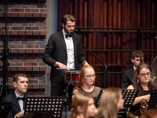 Finał Nadzwyczajnego Koncertu Jubileuszowego - Maurice Ravel - Bolero. Akademicka Orkiestra Symfoniczna