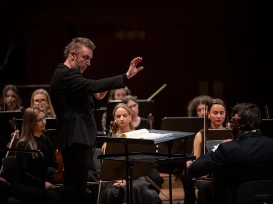 Akademicka Orkiestra Symfoniczna, dyrygent Wojciech Rodek