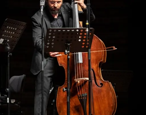 Paweł Jabłczyński - kontrabas