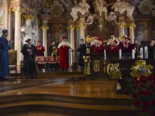 Nadanie tytułu  doktora honoris causa Janowi  Ptaszynowi  Wr&oacute;blewskiemu