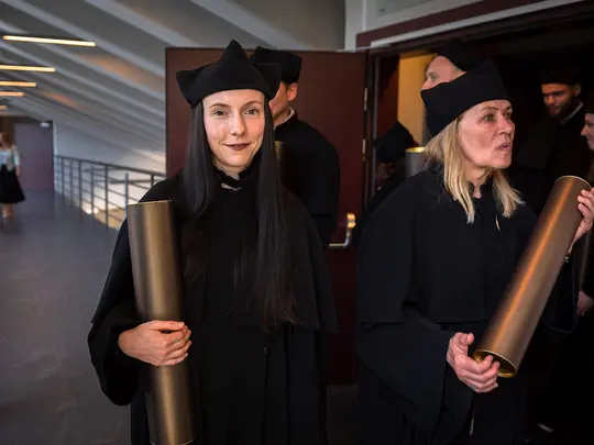 Doktorzy i doktorzy habilitowani Uczelni Artystycznych Wrocławia