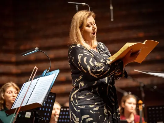 soloist Joanna Zawartko