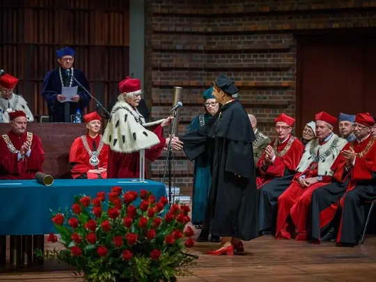 Uroczysta Promocja Doktor&oacute;w i Doktor&oacute;w Habilitowanych Sztuki Uczelni Artystycznych Wrocławia 03.04.2017