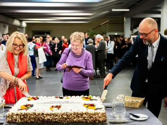 Dr. Agnieszka Zwierzycka, Dr. hab. Artur Wr&oacute;bel during refreshments after the Jubilee Concert