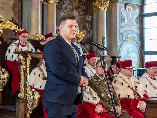 Wystąpienie Przewodniczącego Samorządu Studenckiego Uniwersytetu Wrocławskiego Arkadiusza Smugowskiego w imieniu młodzieży akademickiej