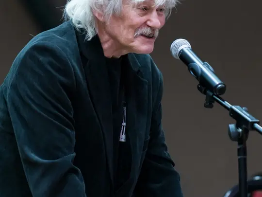 prof. Grzegorz Kurzyński