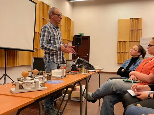 Kurs produkcji stroik&oacute;w fagotowych mgra Jana Wiśniowskiego