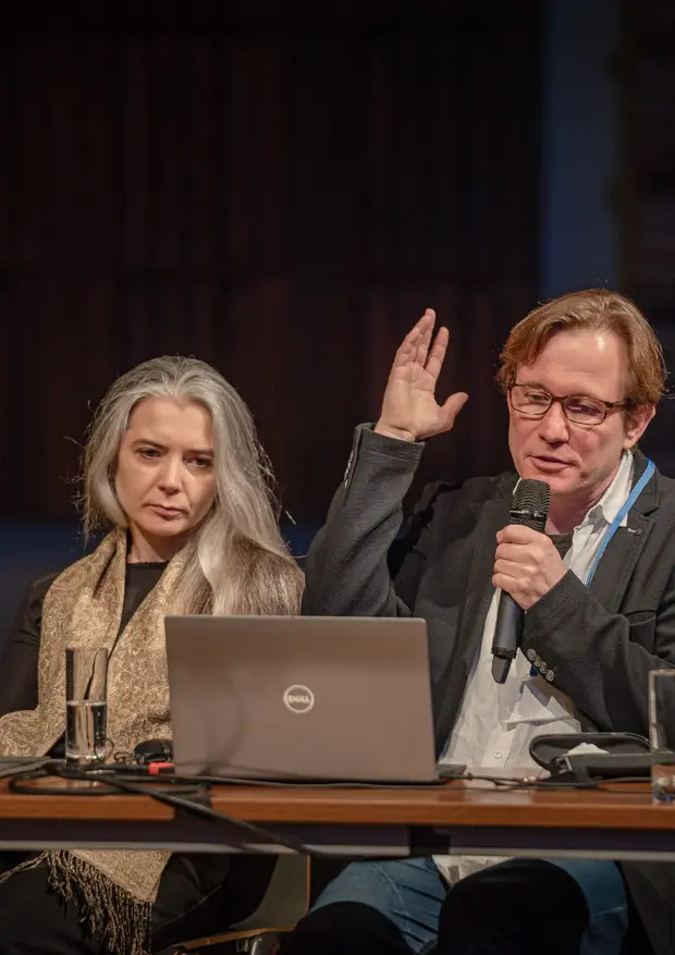 Dr hab. Katarzyna Makieła-Organisty, prof. ASP i dr Adam Organisty