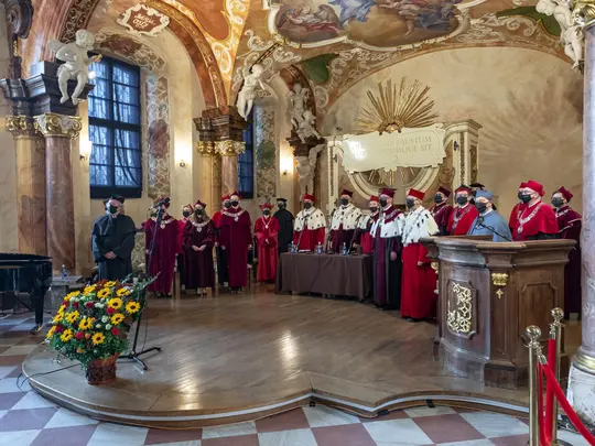 Wysłuchanie hymnu Gaude Mater Polonia, wykonanego przez Ch&oacute;r Feichtinum AMKL