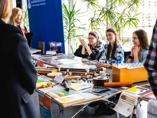 Stoisko Studenckiego Koła Naukowo-Artystycznego Edukacji Muzycznej