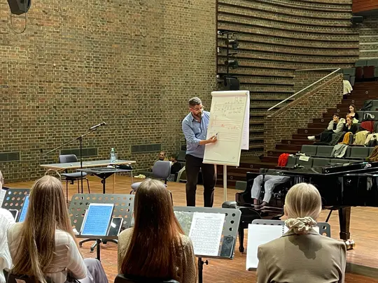 Lionel Sow and course participants