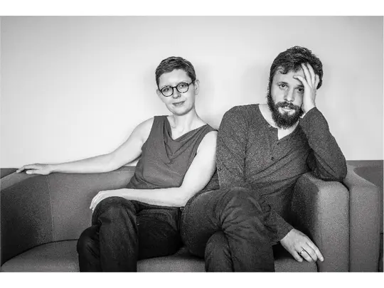 Artyści: Kierownik Katedry Instrument&oacute;w Smyczkowych dr hab. Paweł Jabłczyński, prof. AMKL oraz dr hab. Justyna Skoczek, prof. AMKL wykładająca na Wydziale Wokalnym, fot. Natalia Kabanow