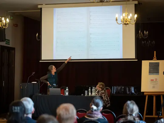 prof. dr. em. Gesine Schr&ouml;der, dr Anna Stachura-Bogusławska