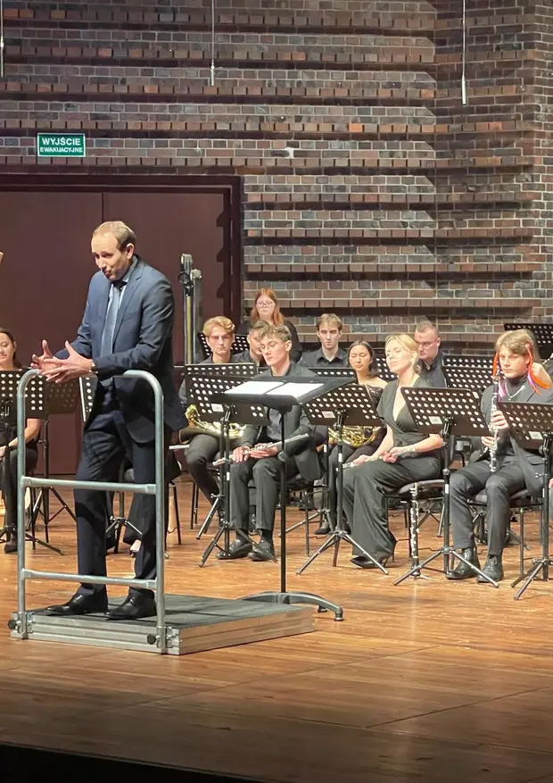 Orkiestra Dęta AMKL pod dyrekcją dr Piotra Bugaja