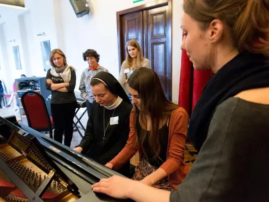 V Międzynarodowa Konferencja Student&oacute;w Muzykoterapii "Dźwięki nieoswojone, czyli improwizacja w muzykoterapii" 14-15.04.2016