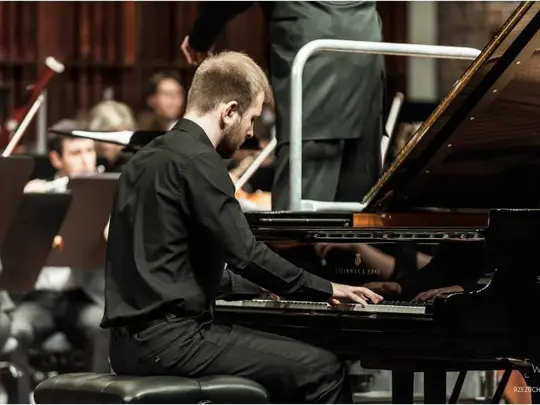 Koncert Dyplomant&oacute;w z Akademicką Orkiestrą Symfoniczną 16.05.2015