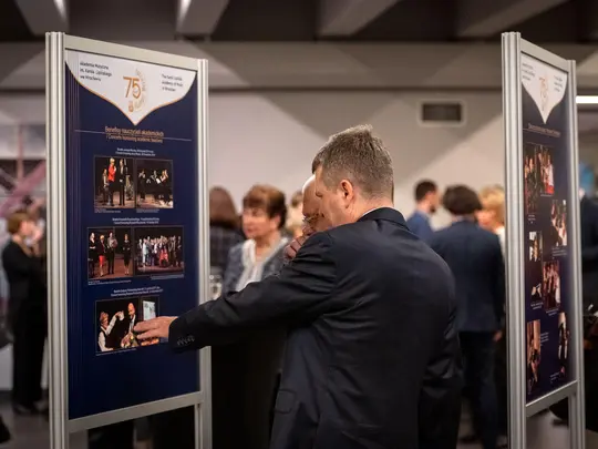 Goście zgromadzeni na Nadzwyczajnym Koncercie Jubileuszowym