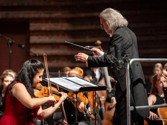 Sara Dragan, Maestro Marek Pijarowski, Akademicka Orkiestra Symfoniczna