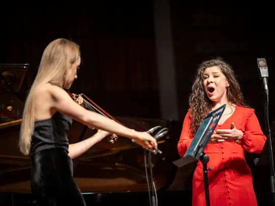 Adriana Masiak &ndash; soprano, Karolina Podorska &ndash; violin