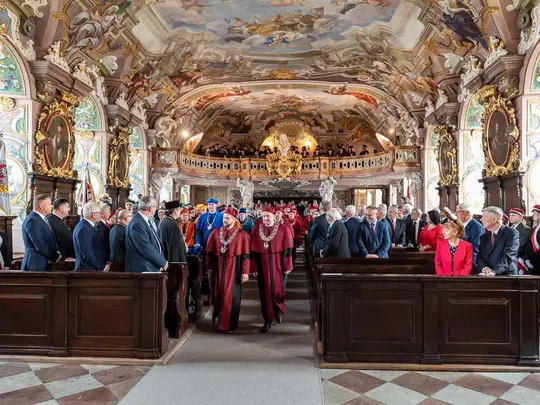 IM Rectors of KRUWiO and Guests gathered in the Leopoldina Hall of the University of Wrocław.