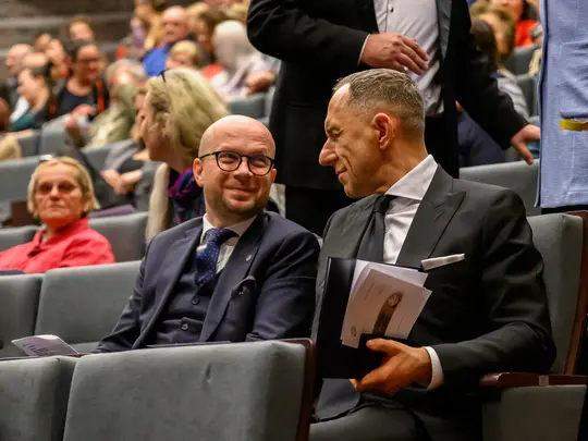 Wiceprezydent Wrocławia Jakub Mazur oraz JM Rektor prof. dr hab. Krystian Kiełb