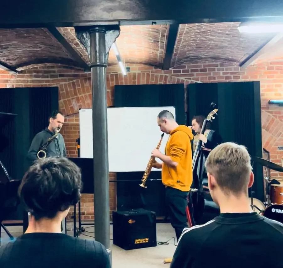 Mistrzowski kurs saksofonowy z prof. Achille Succim