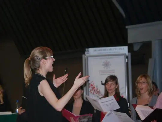 Przesłuchania Turnieju - dyryguje Marianna Majchrzak (Laureatka Wyr&oacute;żnienia)