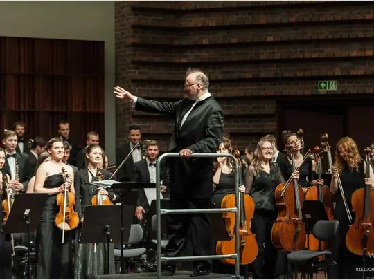 Koncert Dyplomant&oacute;w z Akademicką Orkiestrą Symfoniczną 16.05.2015