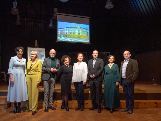 prof. dr hab. Agnieszka Frank&oacute;w-Żelazny, prof. dr hab. Bogusława Orzechowska, dr hab. Artur Wr&oacute;bel, prof. dr hab. Krystyna Krzyżanowska-Łoboda, prof. AMKL, prof. dr hab. Ewa Marciniec,  dr Miłosz Bembinow, prof. dr hab. Jolanta Szybalska-Matczak, prof. dr 