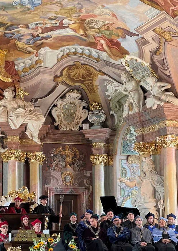 Uroczysta promocja doktor&oacute;w i doktor&oacute;w habilitowanych uczelni artystycznych Wrocławia