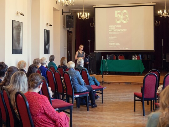 Otwarcie IIEFMT przez prof. dr hab. Magdalenę Blum - Prorektor ds. Artystycznych i Naukowych AMKL