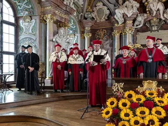The Rector of the Eugeniusz Geppert Academy of Fine Arts in Wrocław, Prof. Wojciech Pukocz, PhD, DSc, announces the awards granted to the ASP employees.