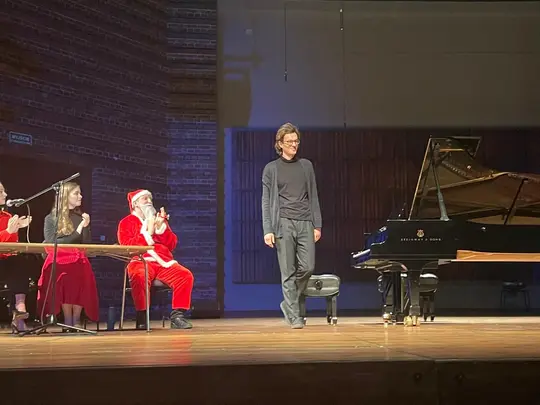 Koncert Świąteczny z cyklu Fortepian Plus